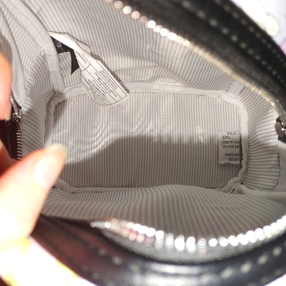 BNWT RARE 707street Exclusive "Oh The Places You'll Go" Dr Seuss Mini - Picture 3 of 4